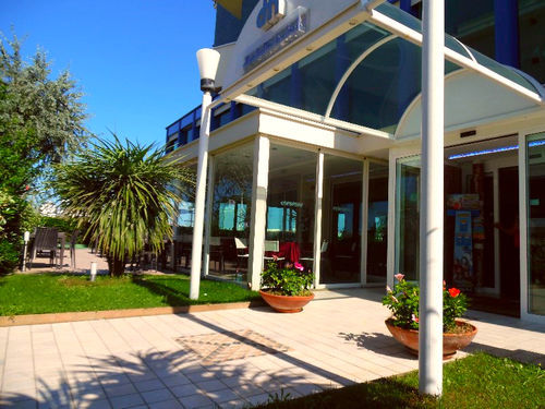 Hotel Daniel'S Fronte Mare 3*